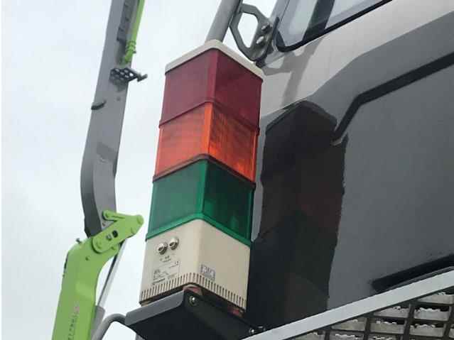 多層信號(hào)燈