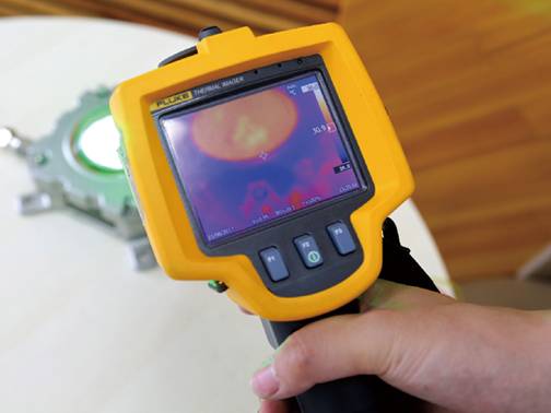 南華LED照明燈紅外熱像測(cè)試儀測(cè)試熱度圖