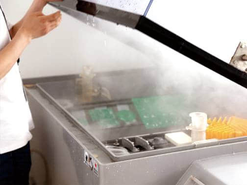 南華聲光報(bào)警器鹽霧噴霧試驗(yàn)圖